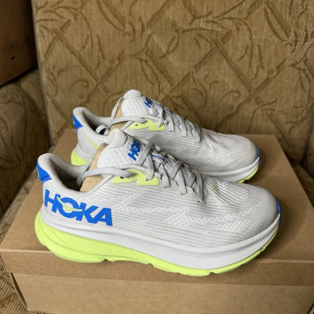 HOKA ONE ONE Y Clifton 9 Gray Volt Blue 1131170 STLC Youth 5 Women 6.5 MD